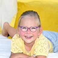 Kindergartenfotografie Günzburg-Lachendes Kind draußen